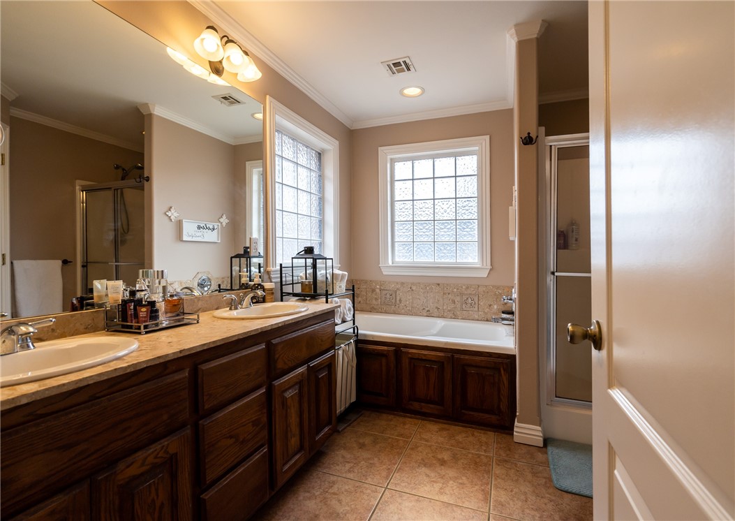 Paige Place Sub Ph 2 Siloam Spgs - Residential