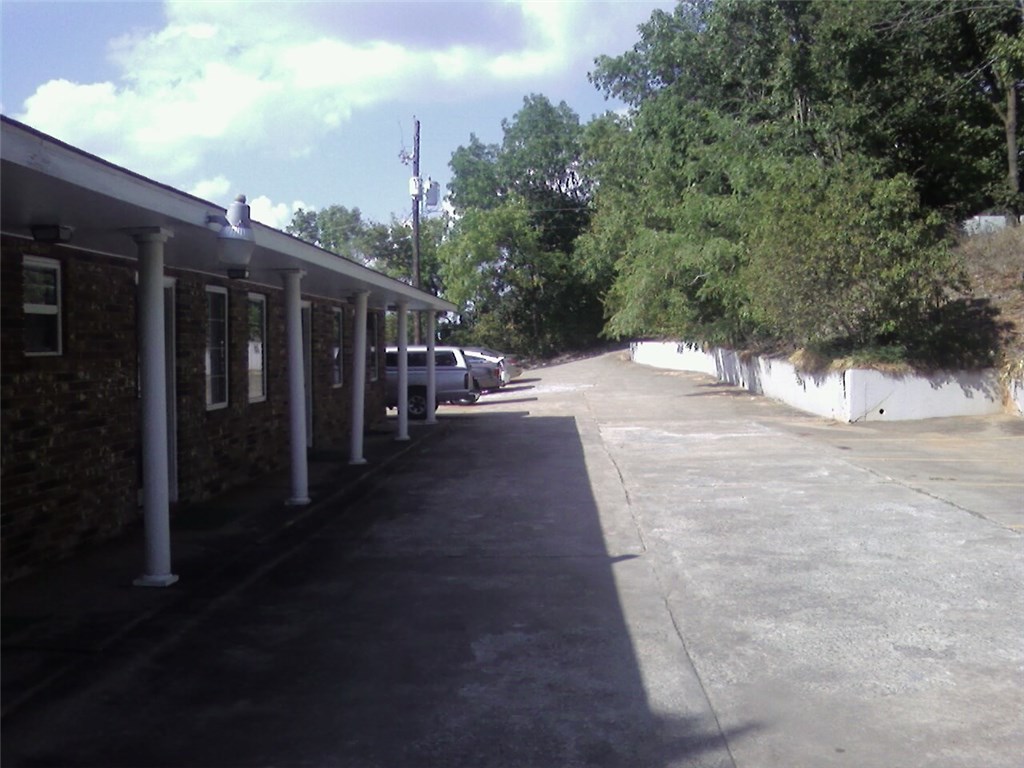 Fayetteville Outlots - Commercial Lease