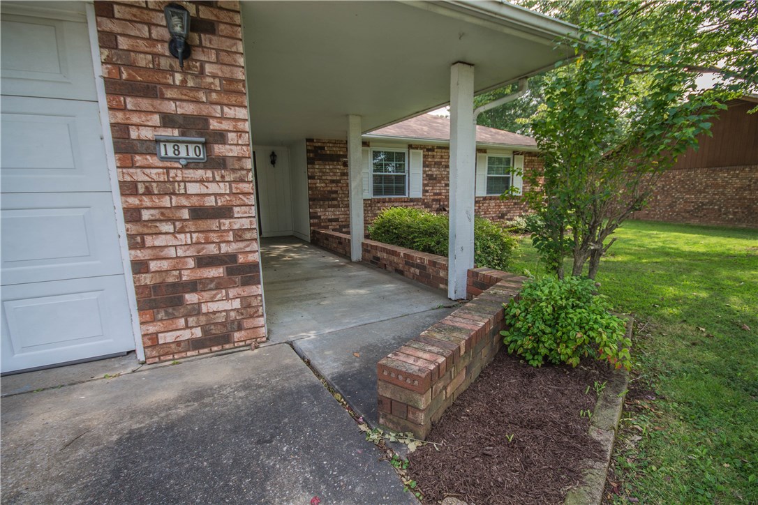 Bland Valley Estates-Bentonville - Residential Lease