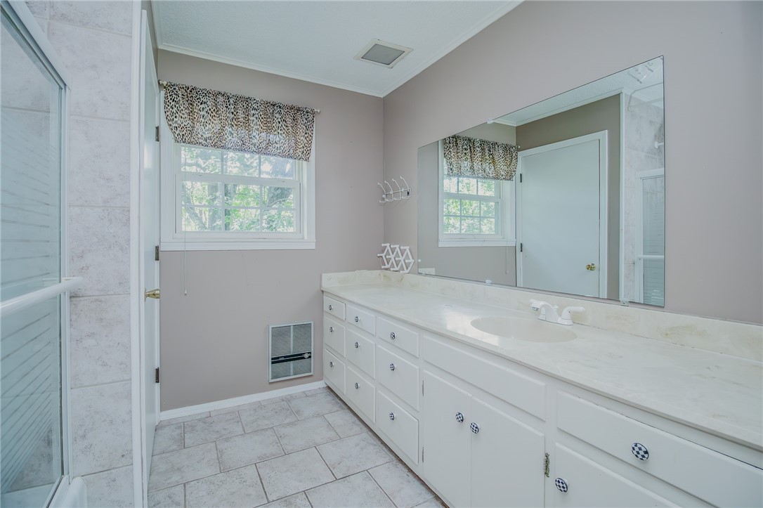 Sherwood Forest Estates - Residential