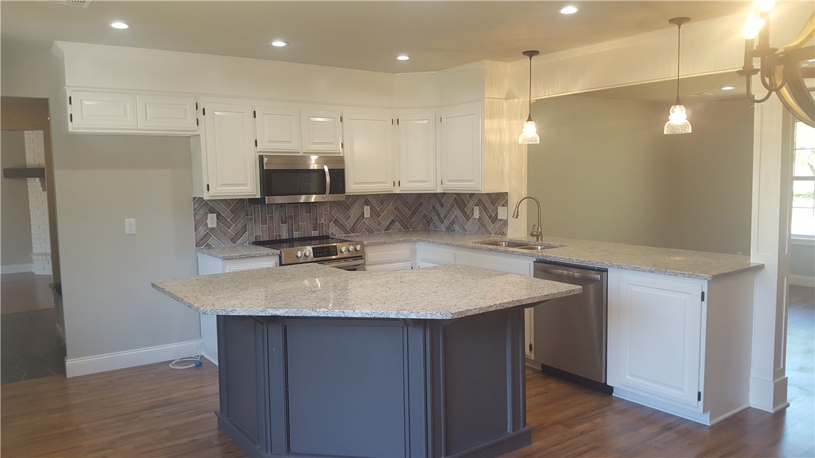 Ranch Plaza Rogers - Residential