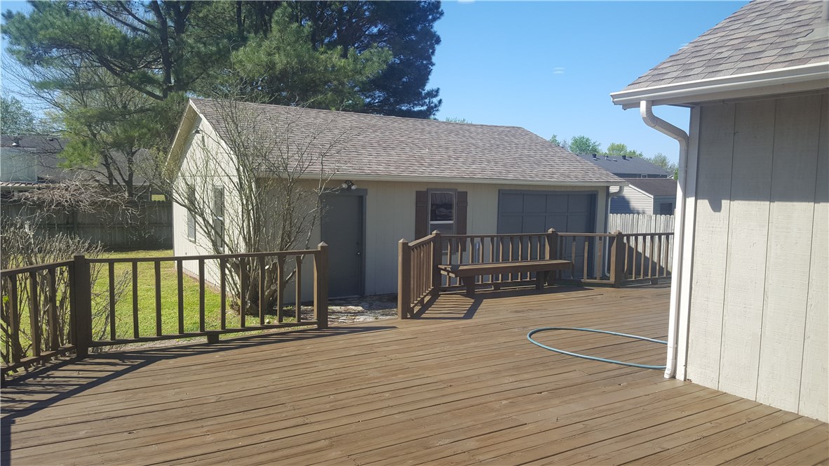 Ranch Plaza Rogers - Residential