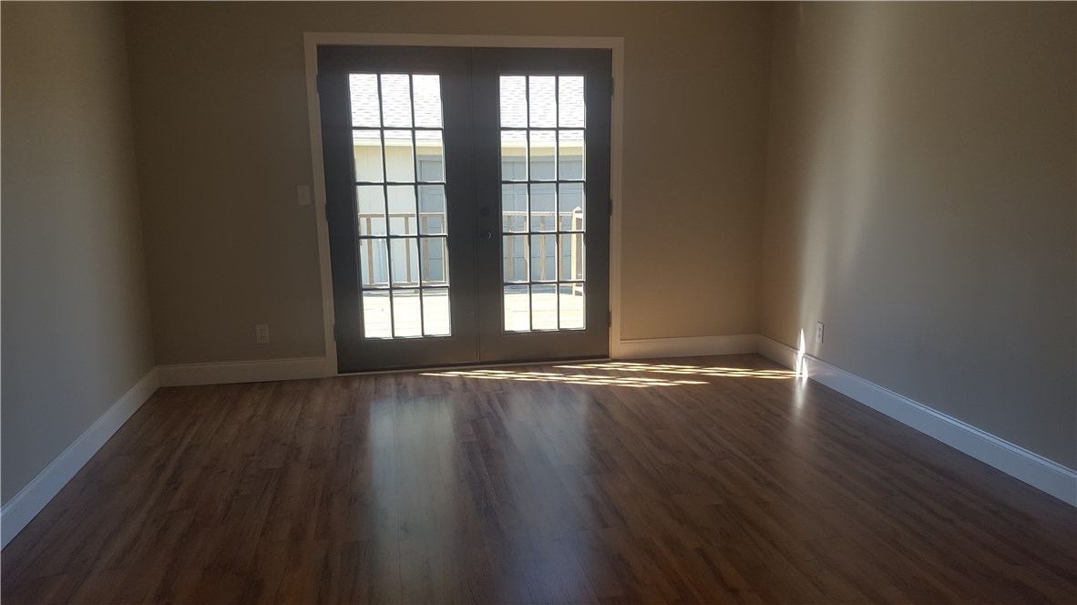 Ranch Plaza Rogers - Residential