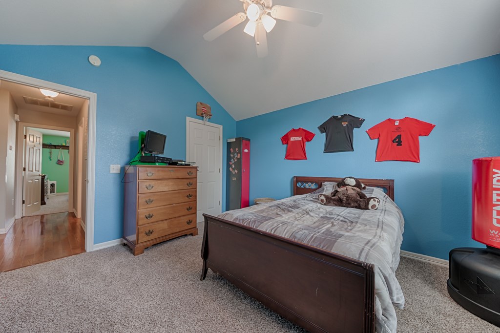 NORTHAVEN HILLS SUB PH 2 - Residential