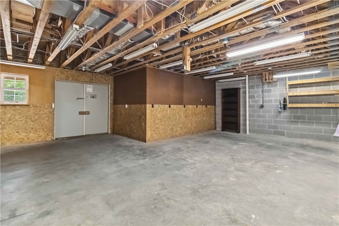 Forest Hills Sub Bvv - Residential