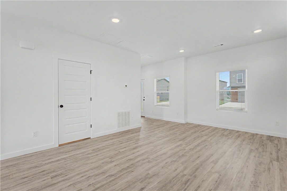 FEATHERSTON WEST SUB PH 1-CENTERTON - Residential
