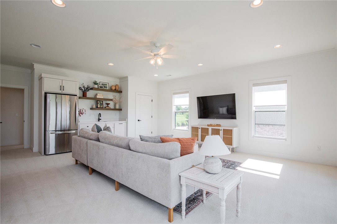 Shadow Valley - Residential