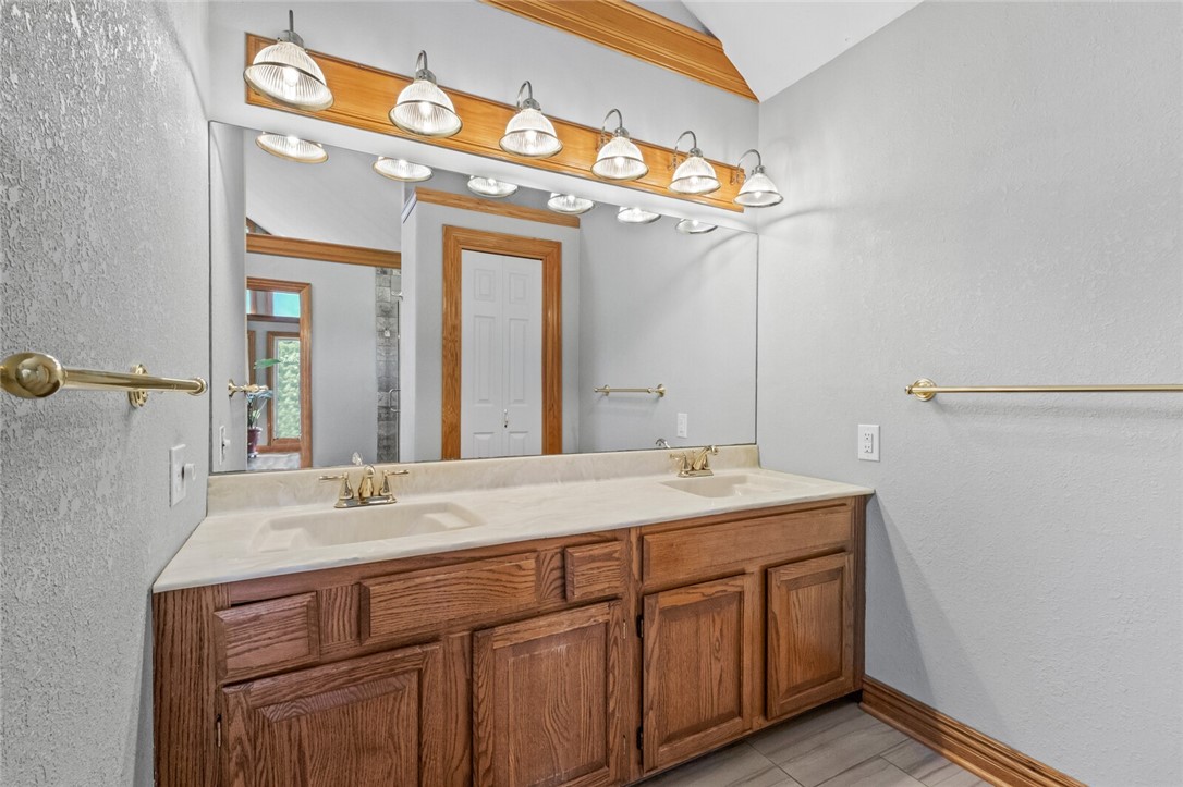 Vans Lakeside Acres Rurban - Residential