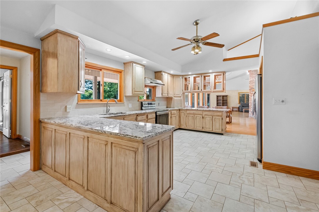 Vans Lakeside Acres Rurban - Residential