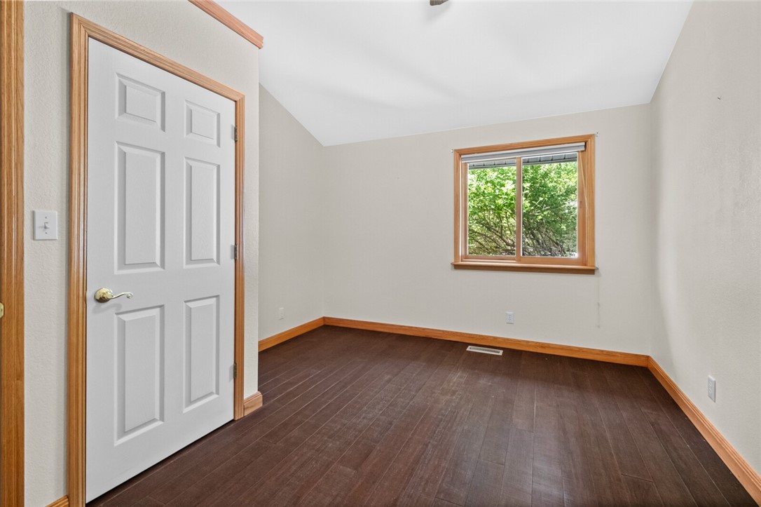 Vans Lakeside Acres Rurban - Residential