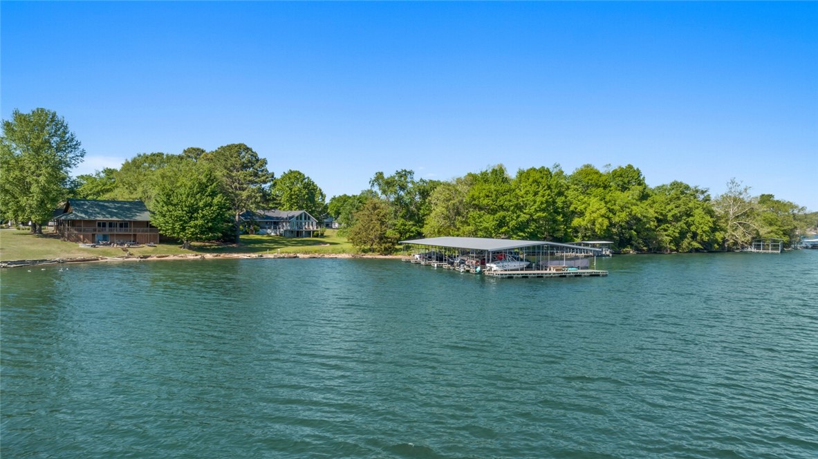 Vans Lakeside Acres Rurban - Residential