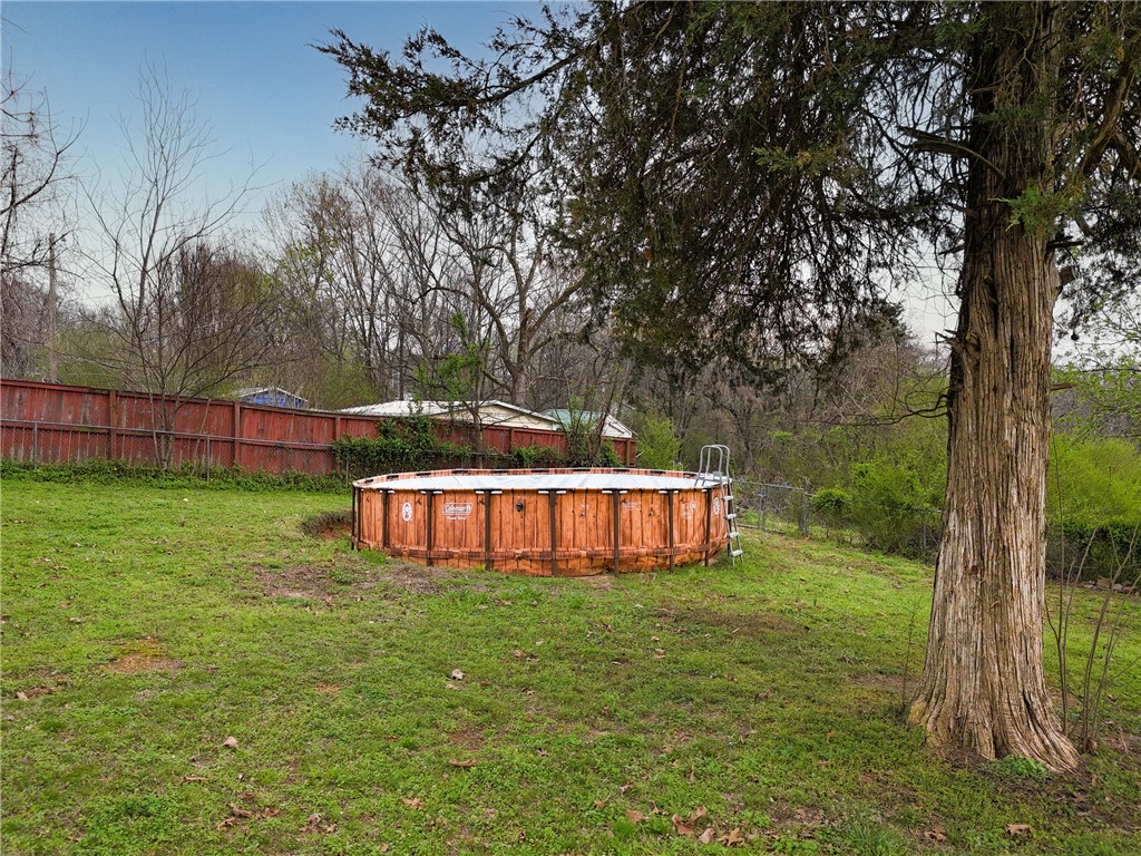 Clarksville 6923 - Residential