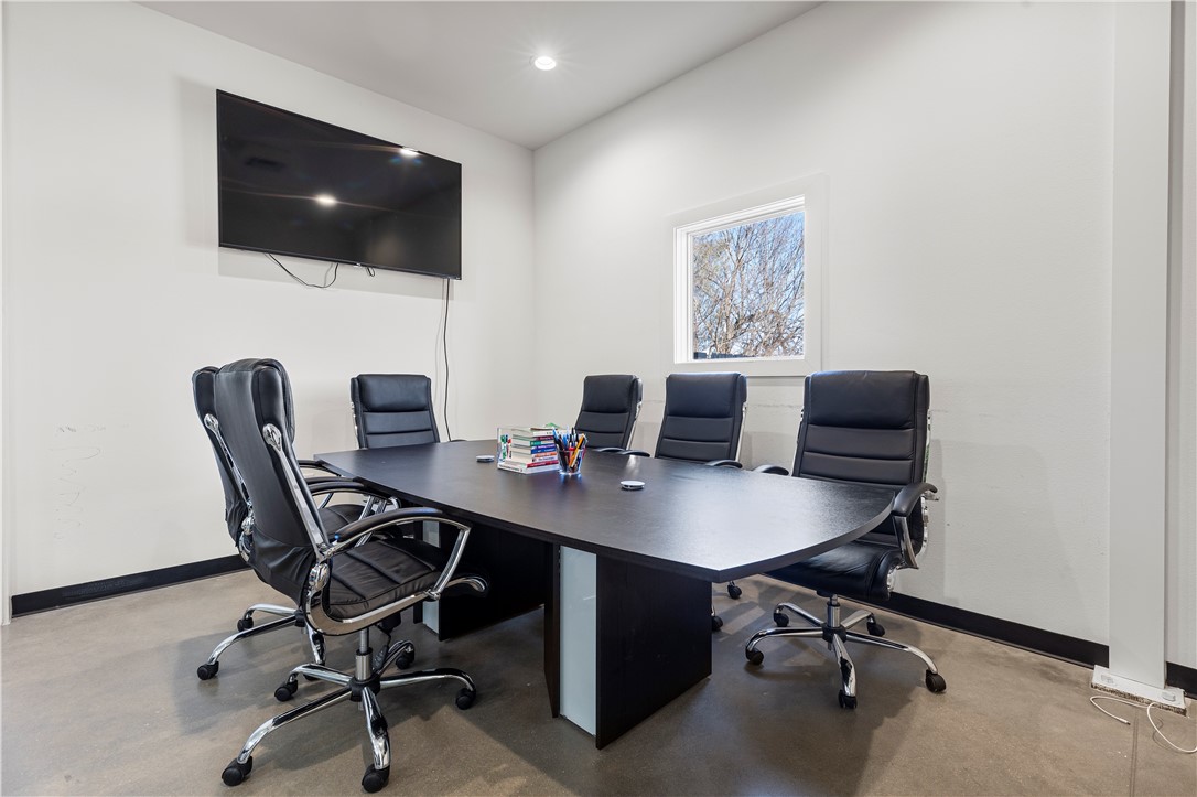 Kantz Place - Commercial Lease