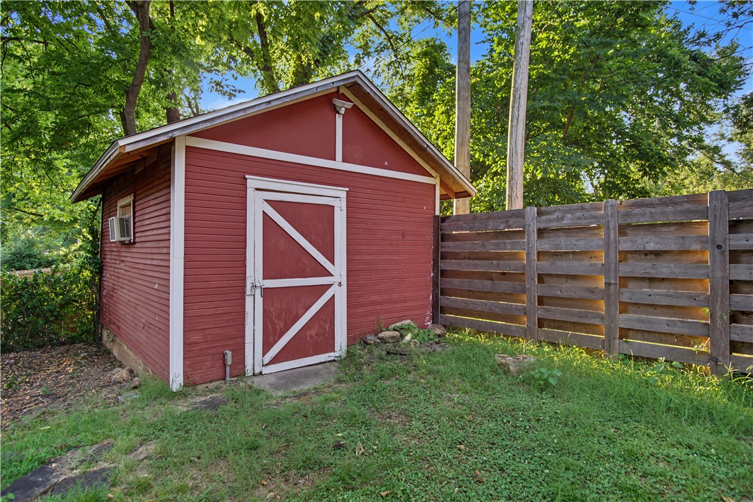 WM C TATE'S ADD-SILOAM SPRINGS - Residential