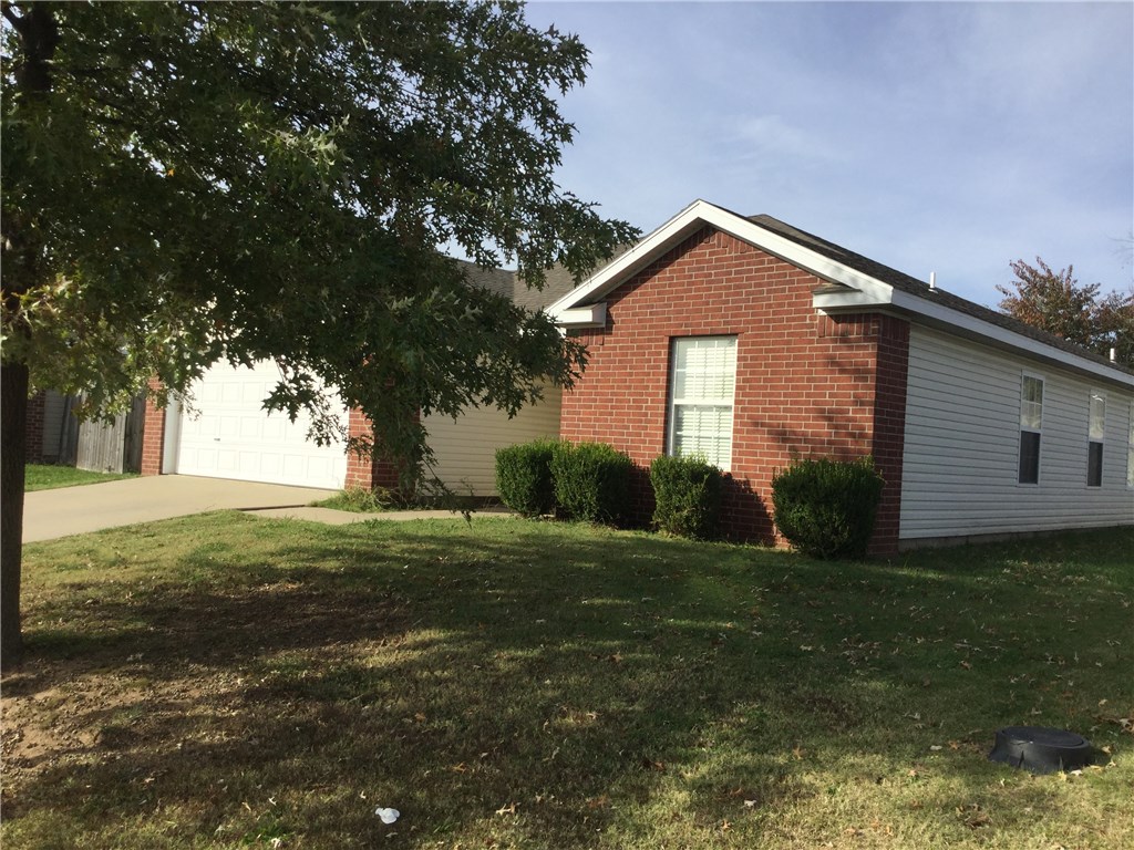 Hico Manor Sub Siloam Spgs - Residential