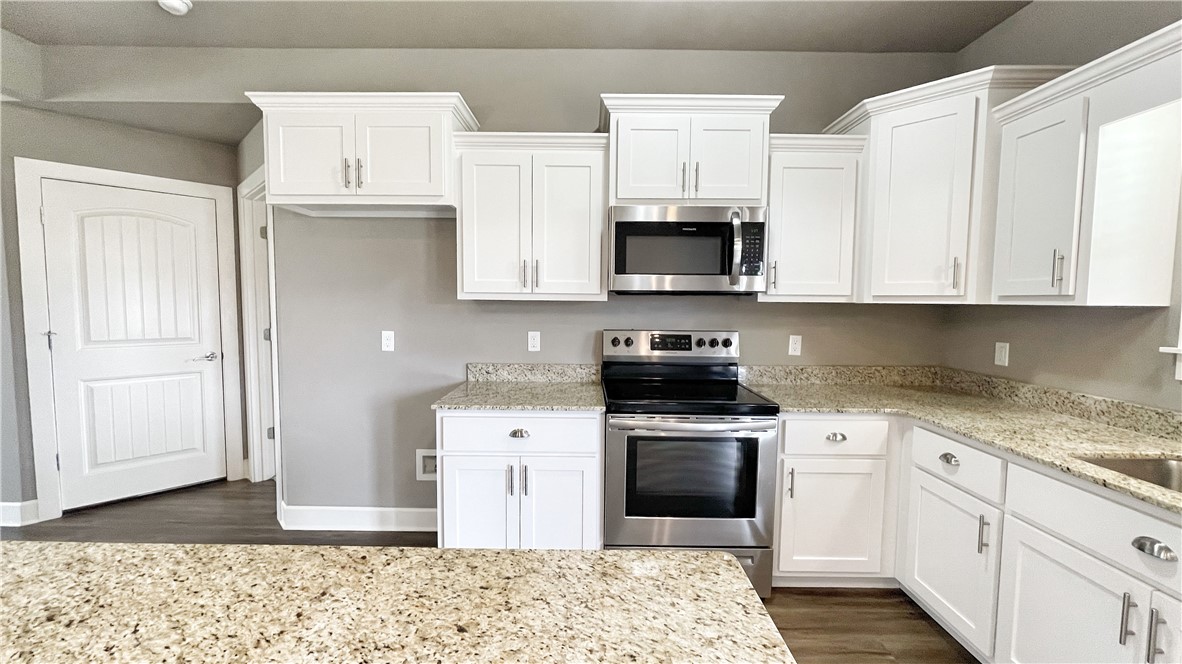 Belle Meade Sub Ph 4 - Residential Lease