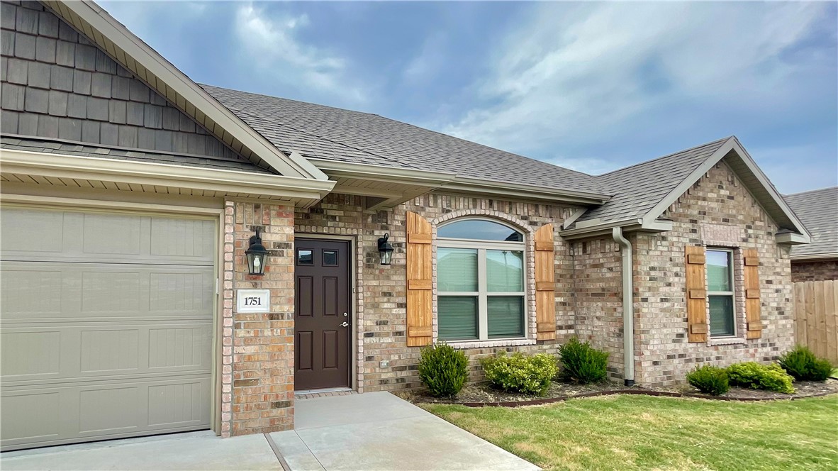 Belle Meade Sub Ph 4 - Residential Lease
