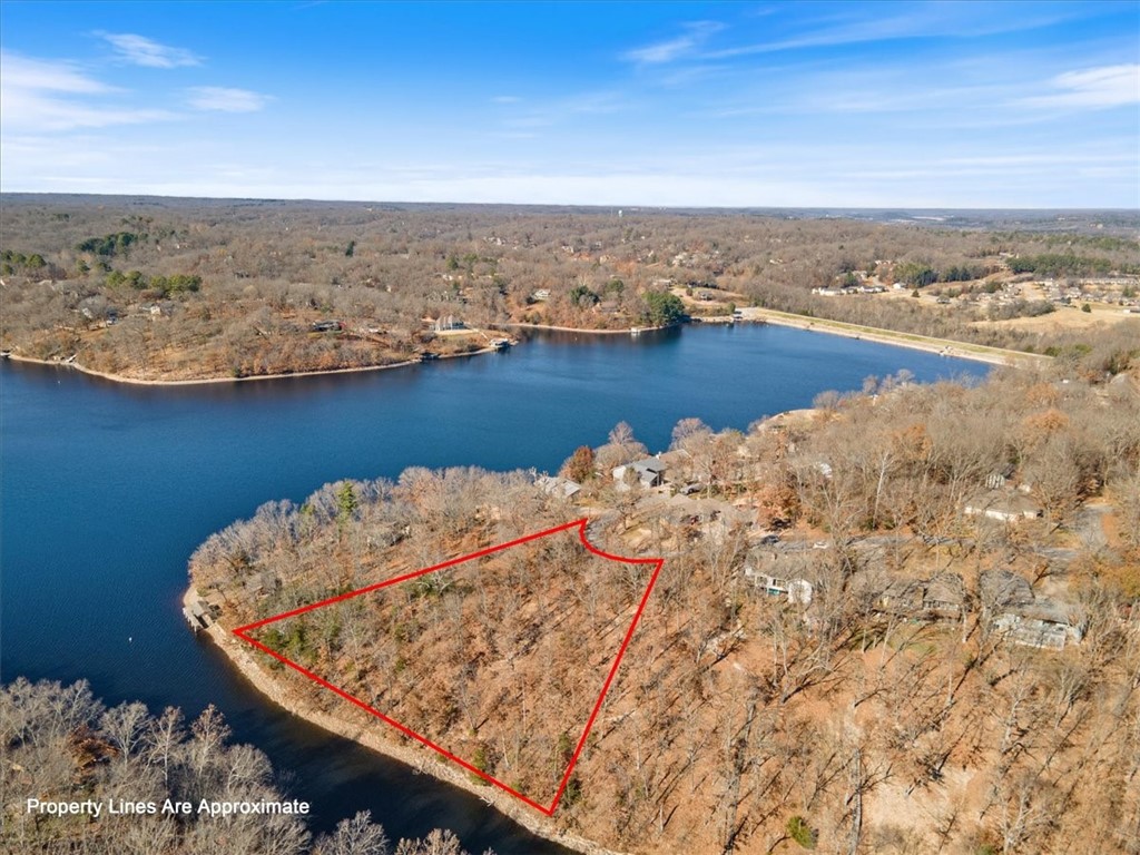 Churchill Sub Bvv - Land
