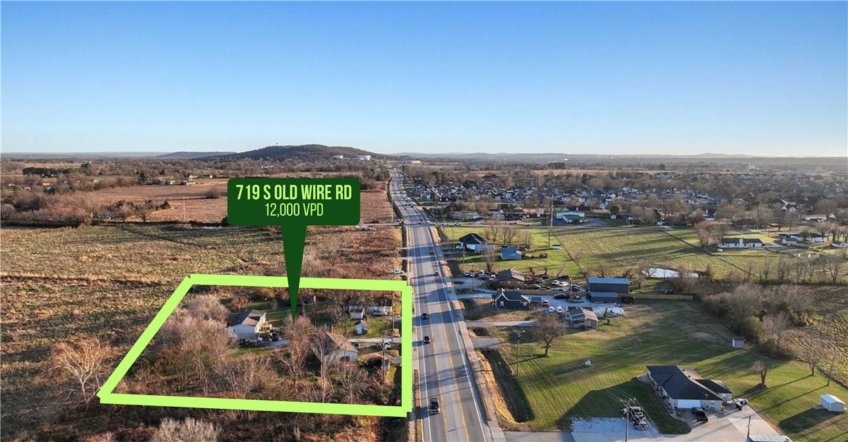 Discover a unique living opportunity at 719 Old Wire RD, Lowell, Arkansas. This mobile home offers a distinctive approach to comfortable living on a manageable 2664 square foot lot. The property provides three well-proportioned bedrooms, offering versatile spaces for rest and personal retreats. Complementing these are two full bathrooms, designed for convenience and daily routines. This property presents a compelling opportunity to establish your ideal lifestyle in Lowell.