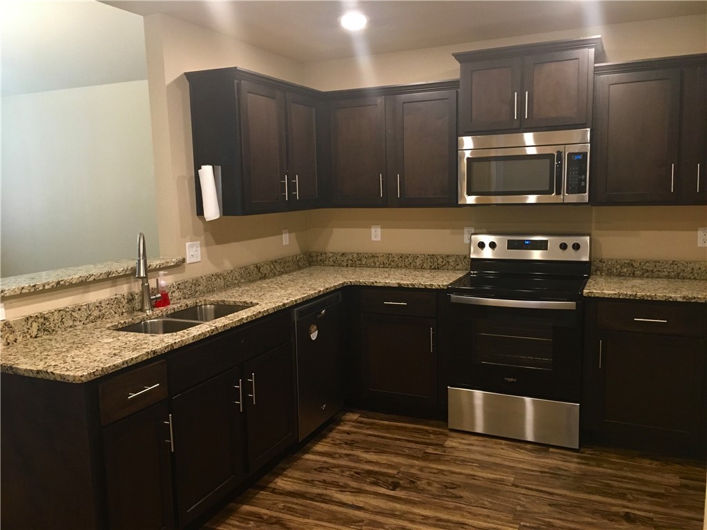 Sunset Ridge Sub Ph 1b Gentry - Residential Lease