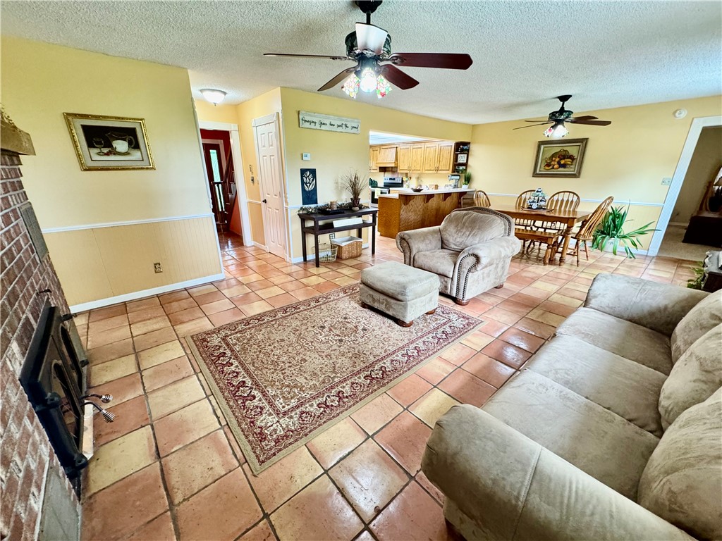 08-16-33 - Residential