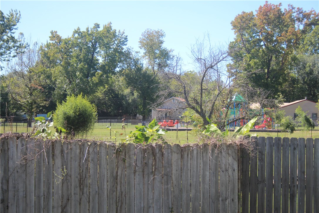Paige Place Add Siloam Spgs - Residential
