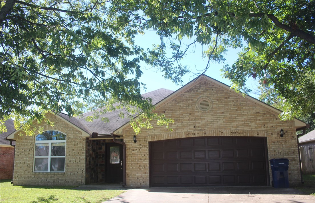 NEW wall and ceiling paint through out, NEW Carpet in bedrooms, Newer H/A unit in last 3 years. Great spacious home in established neighborhood, back yard fence backs up to Eliana Chacon Memorial Park. Great location close to shops. Beautiful Cherry Cabinetry, large living room with tall lighted tray ceiling, gas fireplace and TV cubby. Huge Laundry Room, walk-closet, and fenced backyard, ready to move in.