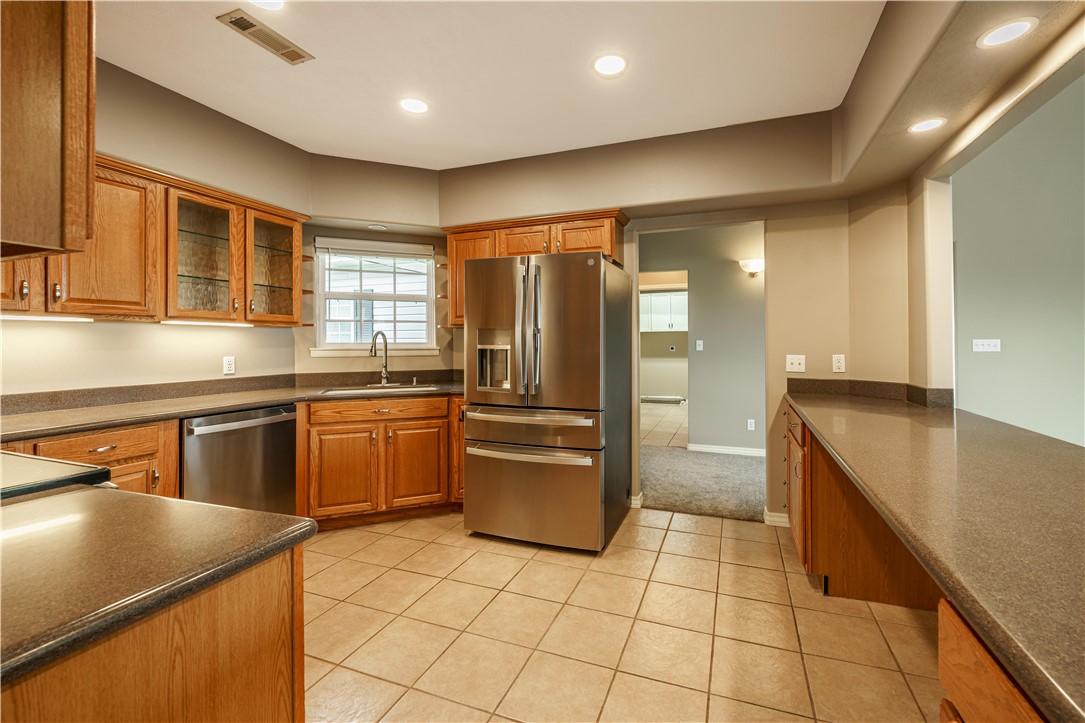 Unit 6 Holiday Island - Residential