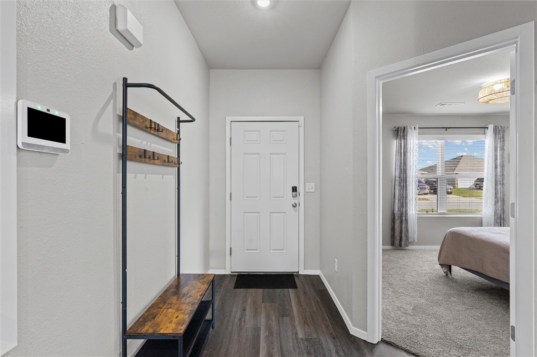 Fox Tail Phase II - Residential Lease