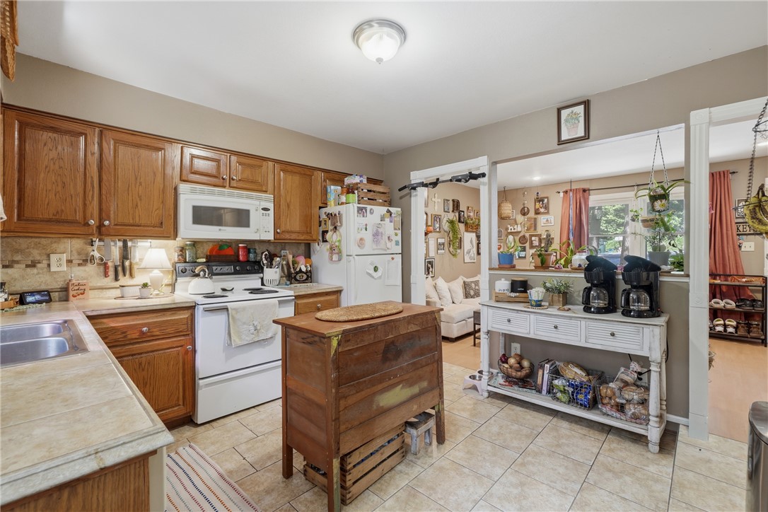 Unit 10 Holiday Island - Residential