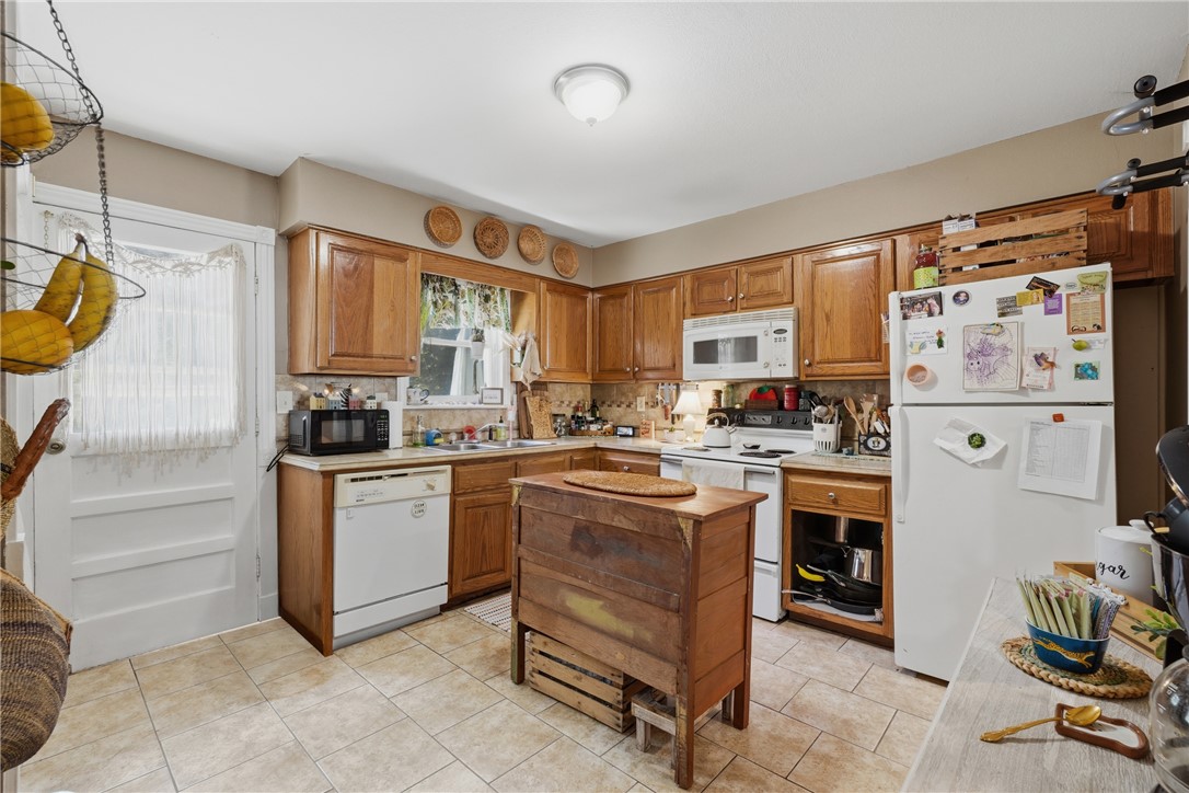 Unit 10 Holiday Island - Residential