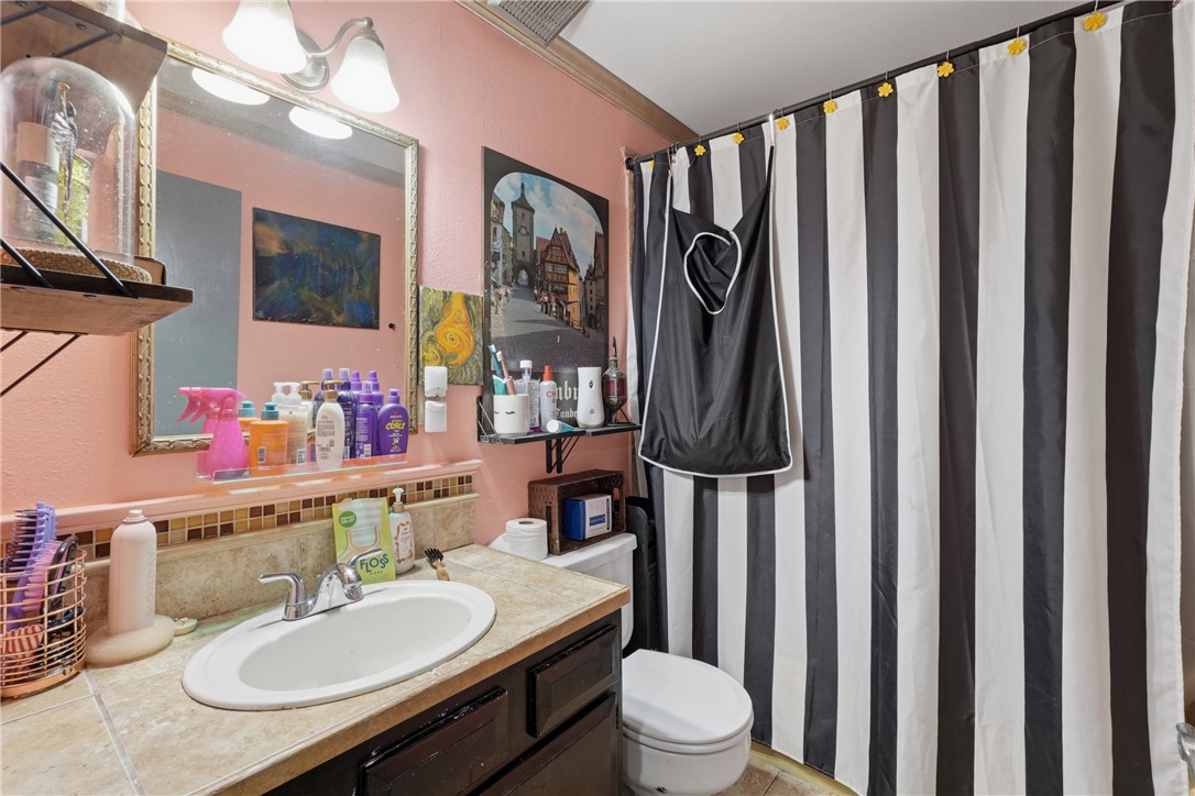 Unit 10 Holiday Island - Residential
