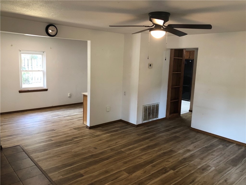 Siloam Spgs - Residential Lease