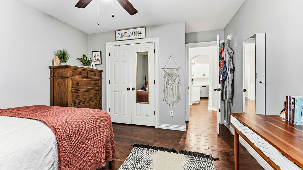 Meadows At Woods Crk, The Bentonville - Residential