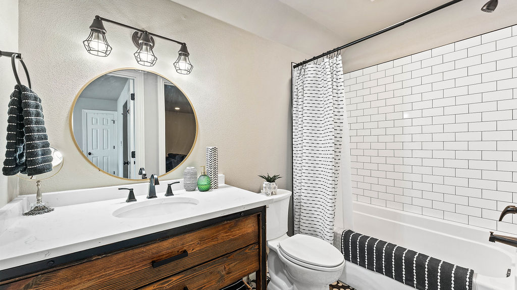 Meadows At Woods Crk, The Bentonville - Residential