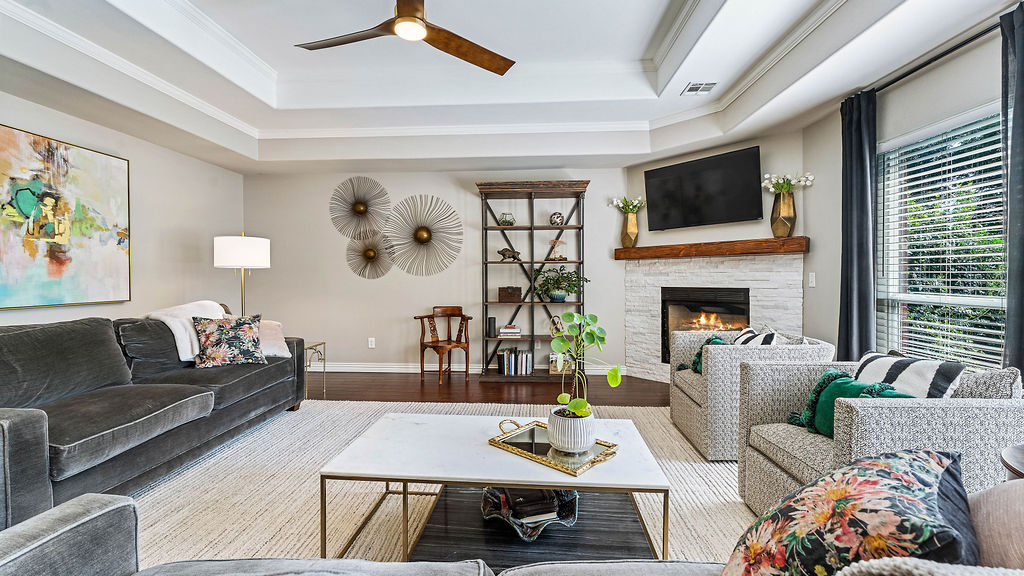 Meadows At Woods Crk, The Bentonville - Residential
