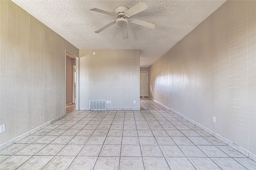 Hendrix Sub Ph I & II Rogers - Residential Lease