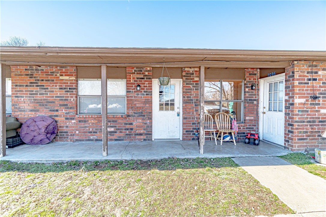 Hendrix Sub Ph I & II Rogers - Residential Lease