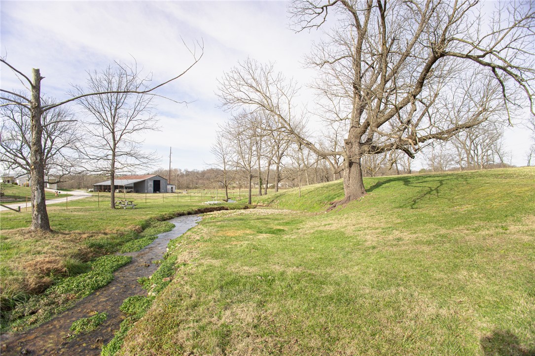 Tontitown Outlots 2000 Annex - Land