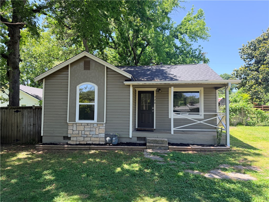 Charming 2 bedroom, 1 bathroom home with beautiful original wood floors and a nice yard in a convenient location close to downtown Siloam Springs, public schools, and John Brown University. Recent updates include a new roof, new gutters, new windows and a new hot water heater installed in 2025, offering peace of mind for years to come. Enjoy easy access to shopping, dining, and all the amenities Siloam Springs has to offer. Great opportunity for a first-time homebuyer, investor, or anyone looking for a well-maintained home in a desirable area!