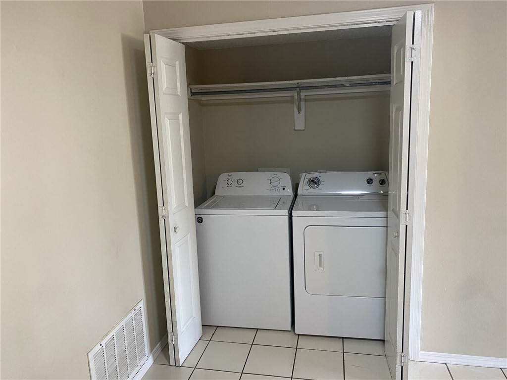 DURHAM PLACE - Residential Lease