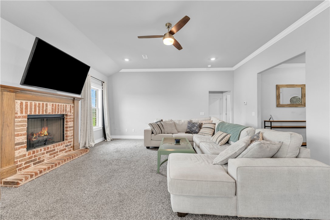 Hickory Meadows - Residential