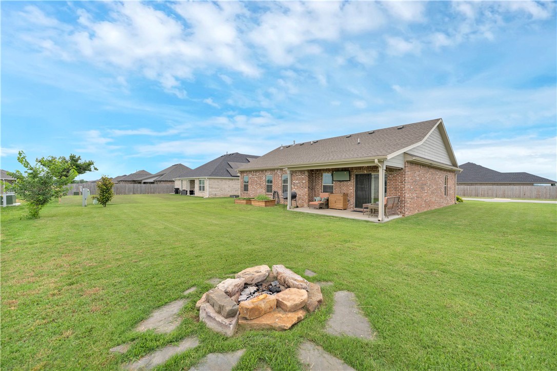 Hickory Meadows - Residential