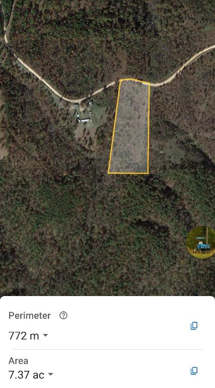 Unrestricted acreage. 7 miles from Bull Shoals Lake, 7 miles from Lead Hill, Arkansas where they have a Country Mart, Dollar General, Doctors office, Day care, fitness center, Arvest Bank / ATM and Lead Hill School. Diamond City Golf Club is about 10 miles away and Branson, Missouri is about 45 miles away. The ridges is boasted to be one of the highest points in Marion County. Several building sites that will offer panoramic views