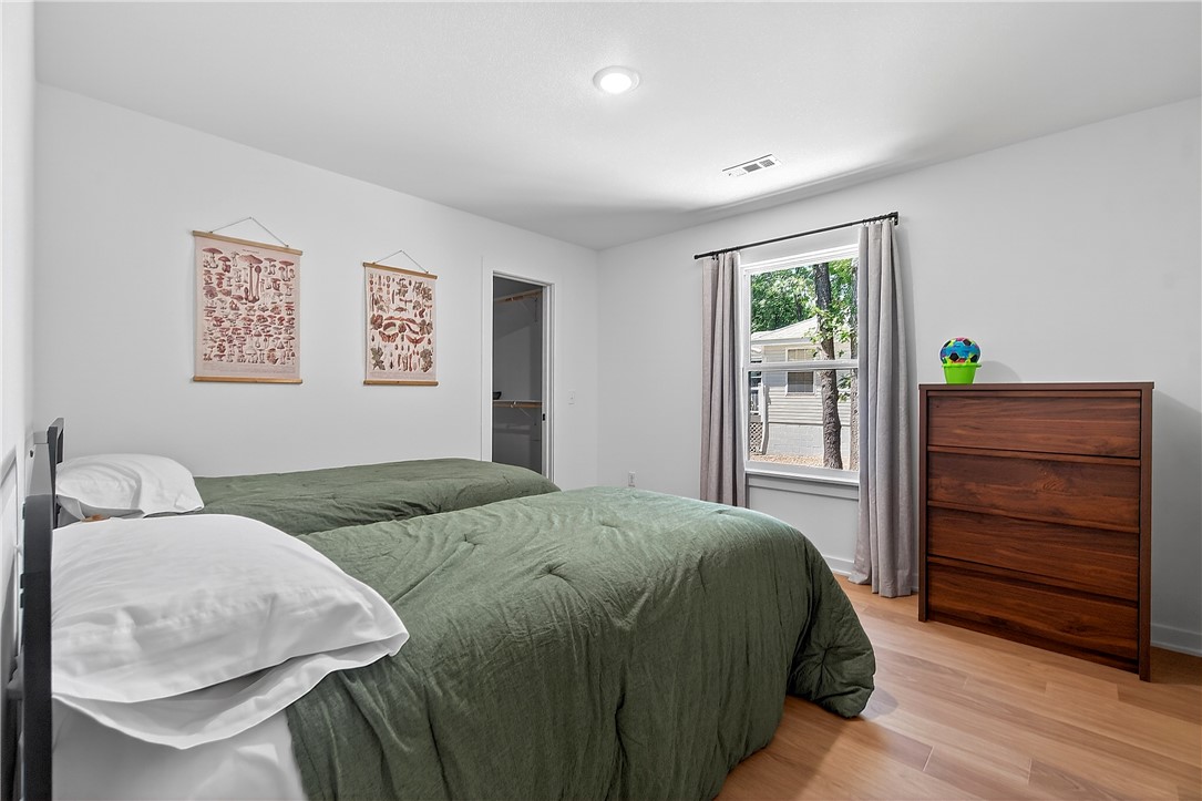 Brecknock Sub Bvv - Residential