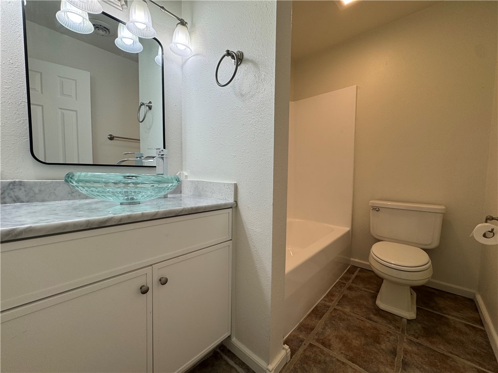 Centennial Acres Unit 04-Rogers - Residential Lease