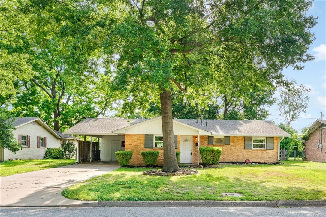 Welcome home to this beautifully remodeled 3-bedroom, 1-bath home in a convenient Springdale location! From the moment you step inside, you’ll appreciate the fresh paint, updated wood laminate flooring, and modern finishes throughout. The fully renovated kitchen features stylish updates and plenty of functionality, while the remodeled bathroom offers a clean, refreshed feel. A newer roof adds peace of mind for years to come. Located near schools, shopping, dining, and everyday conveniences, this move-in ready home is perfect for first-time buyers, downsizers, or investors alike. Don’t miss your opportunity to own an updated home in the heart of Springdale!