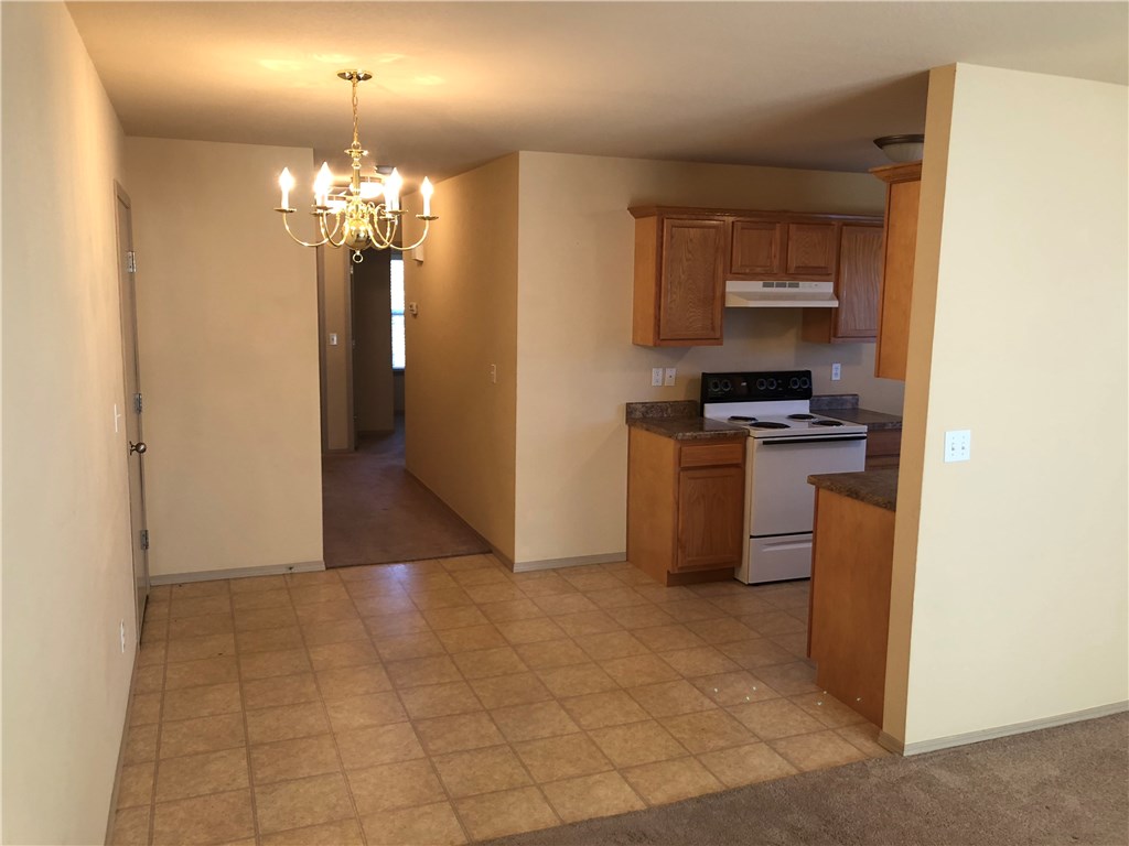Commons At Walnut Crossing - Residential