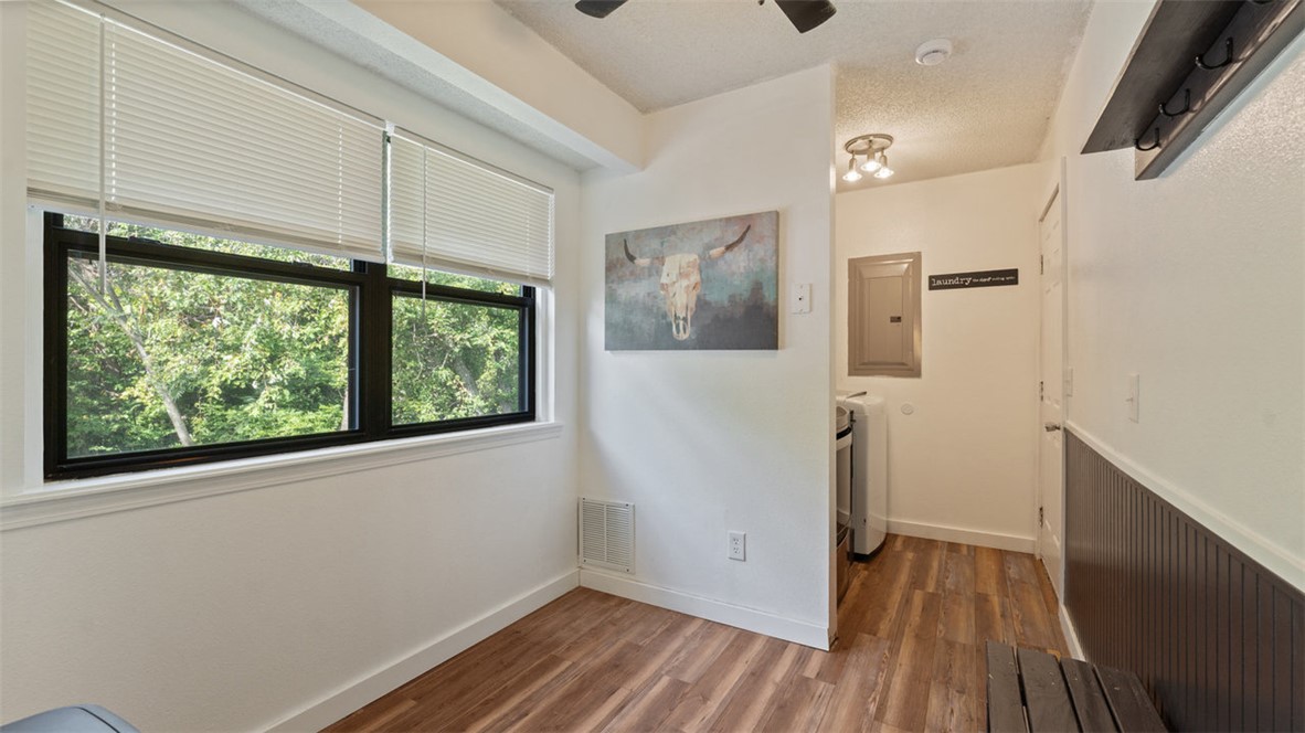 Dillow Sub Bvv - Residential