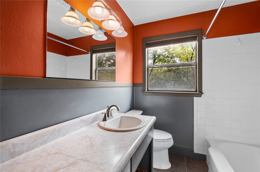 Fayetteville Outlots - Residential Lease